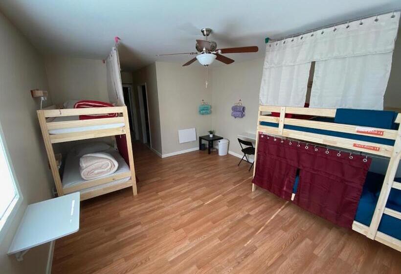 旅馆 Whole Family Barrette