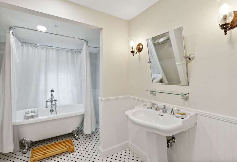 Bed and Breakfast Stirrup House By Pattio