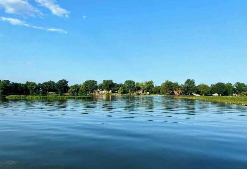 צימר The Sanctuary On Huron River