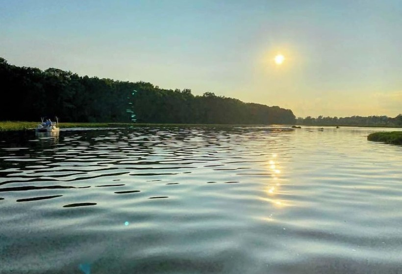 צימר The Sanctuary On Huron River