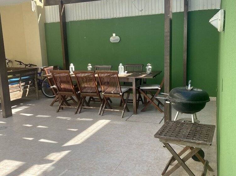 مبيت وإفطار Yellow House