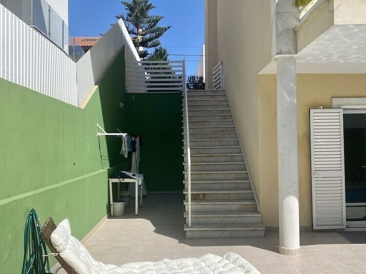 مبيت وإفطار Yellow House