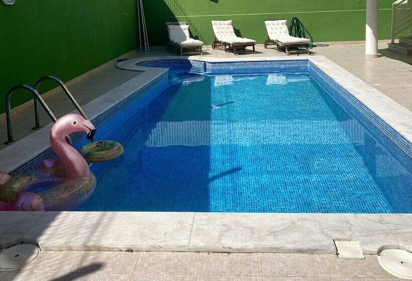 مبيت وإفطار Yellow House