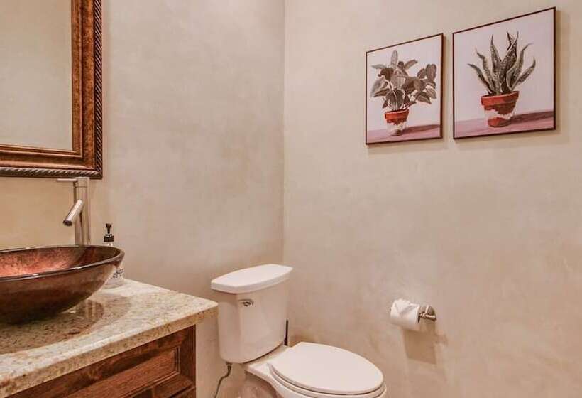 Casa Buenaluxurious Retreat W/2 Masters & Views!