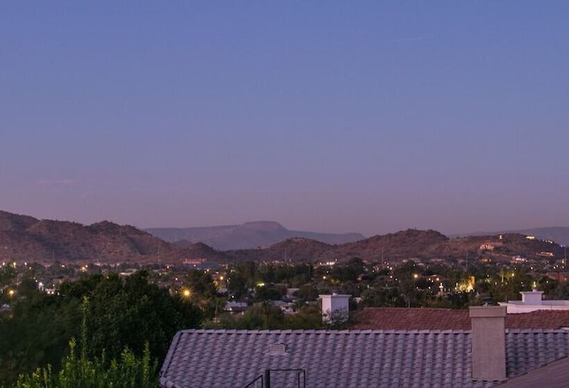 Casa Buenaluxurious Retreat W/2 Masters & Views!