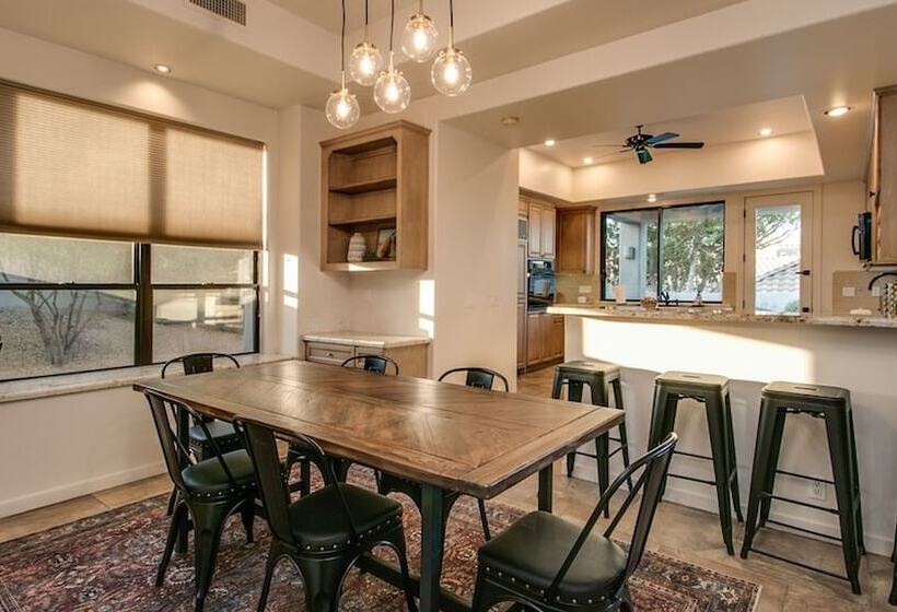 Casa Buenaluxurious Retreat W/2 Masters & Views!