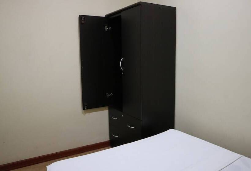 Celbyrne Pension Hauz