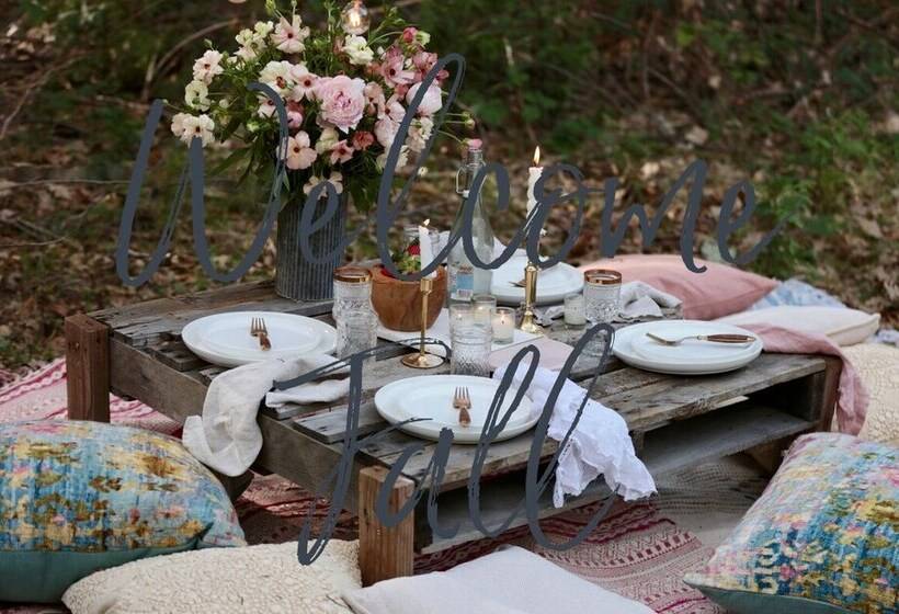 Country Chic Cottage