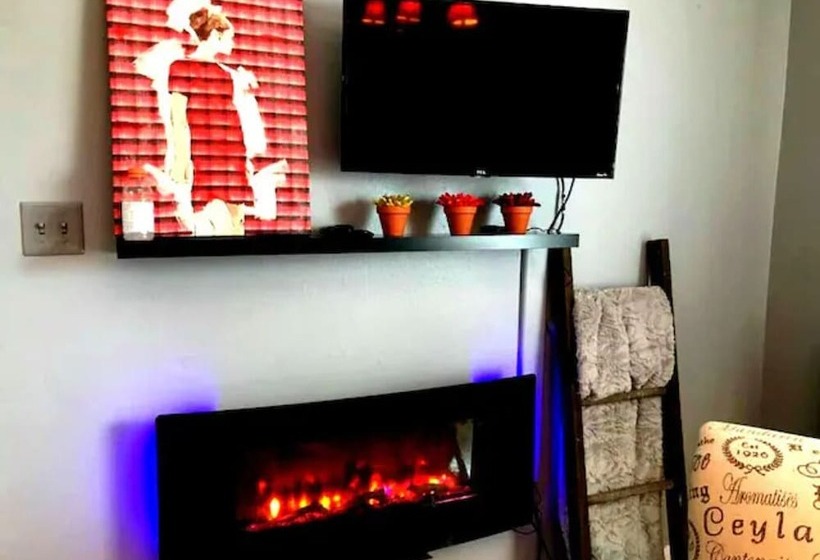 Country Chic Cottage