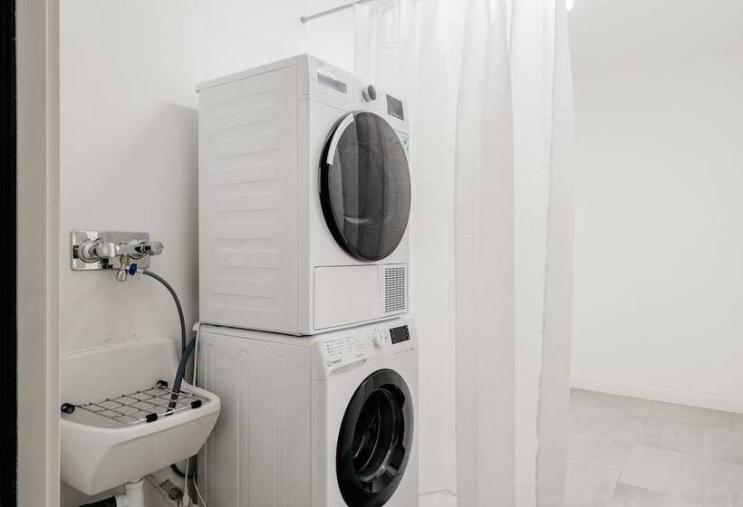 Edgar Suites Châtillon