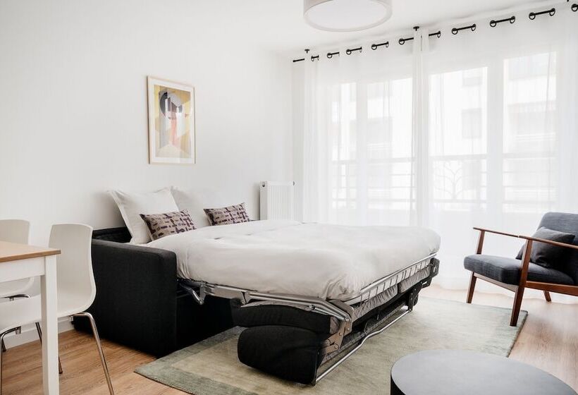 Edgar Suites Châtillon