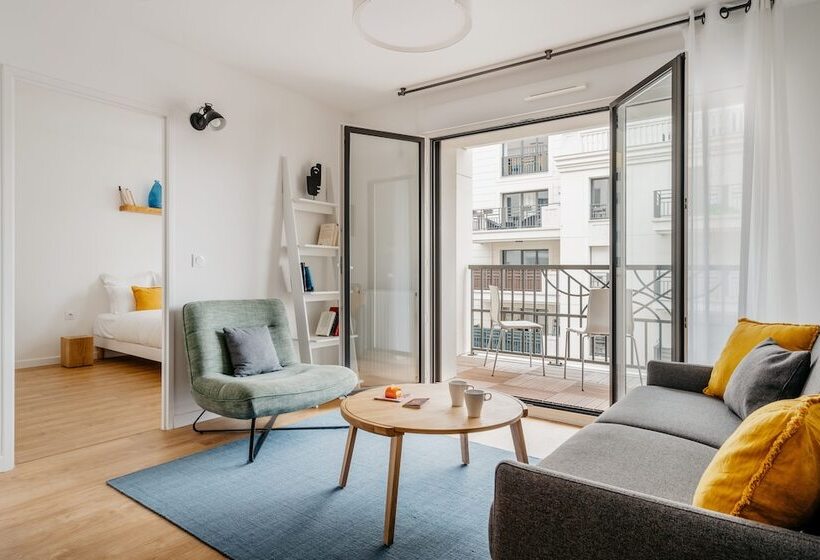 Edgar Suites Châtillon