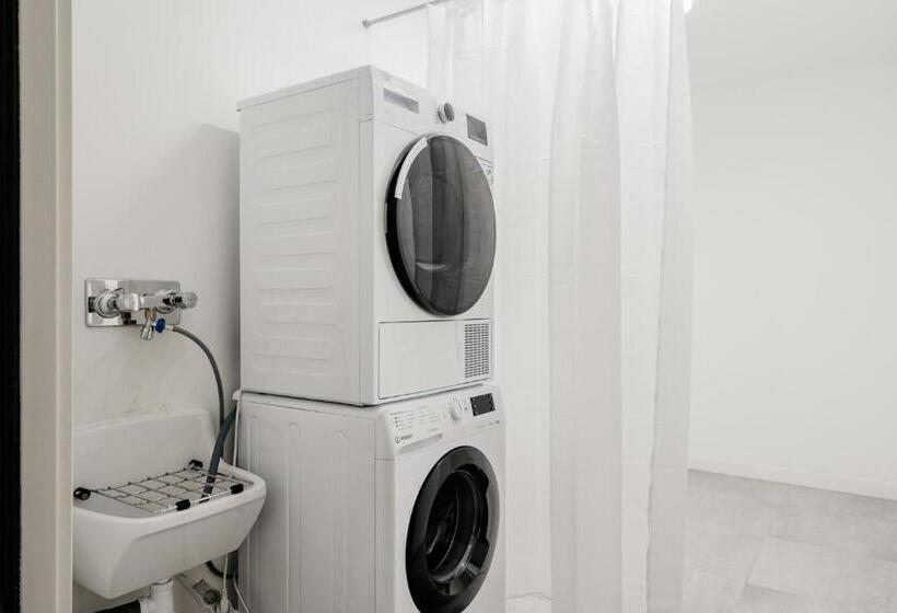 Edgar Suites Châtillon