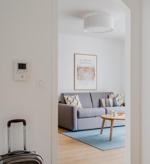 Edgar Suites Châtillon