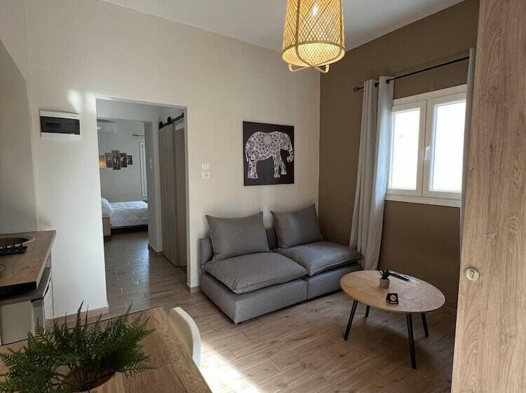 Elefsinian Mysteries Apartments