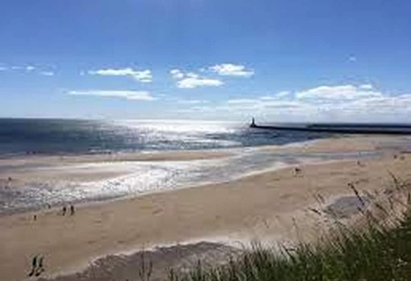 Fabulously Unique 3bd Home Sunderland