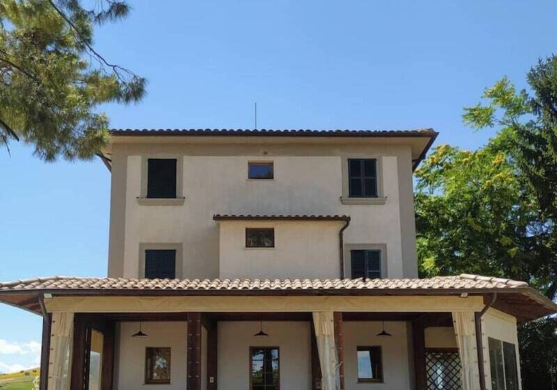 Glamping At An Agriturismo In The Vineyard