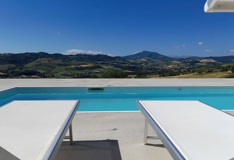 Glamping At An Agriturismo In The Vineyard