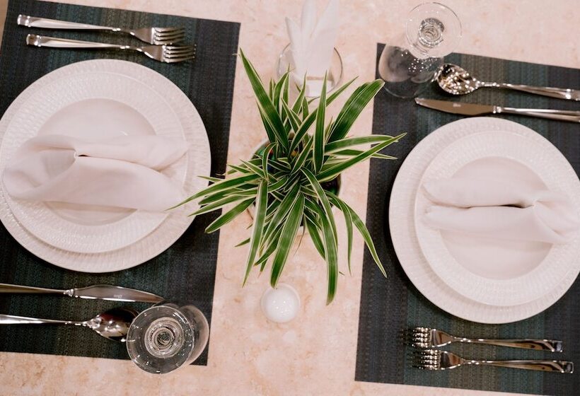 Goldberry Suites And Hotel Cebu