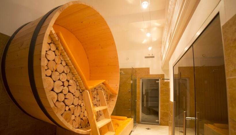 فندق فئة نجمة واحدة Design Chalet Zirm Check In At Olympia