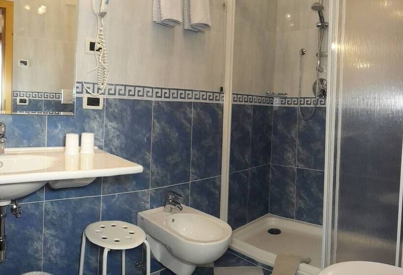 فندق فئة نجمة واحدة Design Chalet Zirm Check In At Olympia