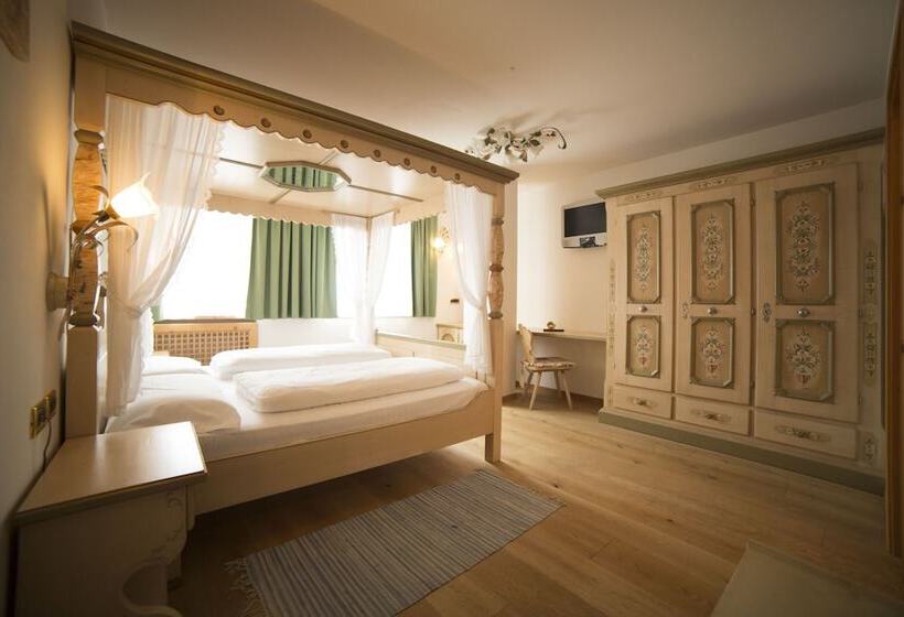 فندق فئة نجمة واحدة Design Chalet Zirm Check In At Olympia