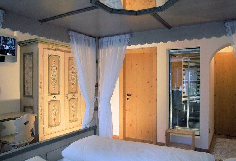 فندق فئة نجمة واحدة Design Chalet Zirm Check In At Olympia