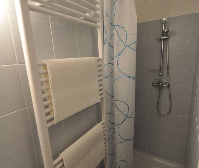 Hostel Armonia & Community Museum