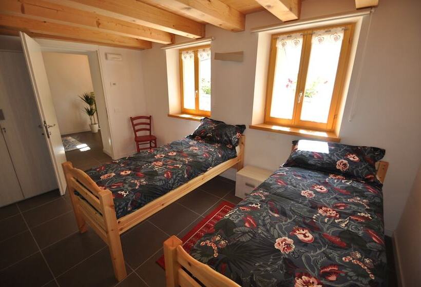 Hostel Armonia & Community Museum