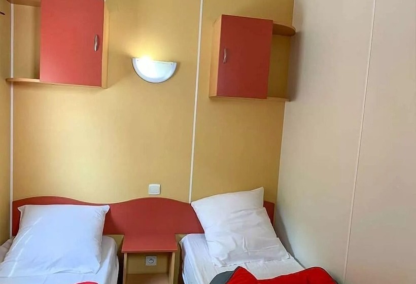 Отель Camping Lac De Villefort