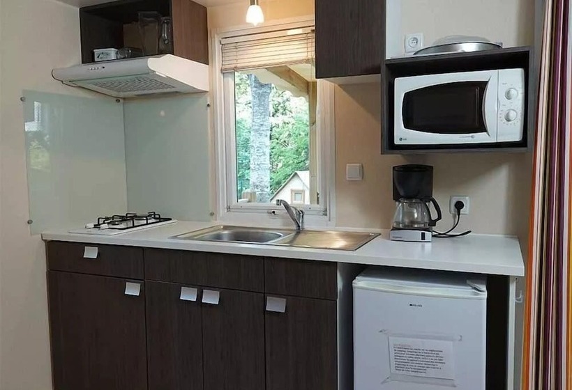 Отель Camping Lac De Villefort