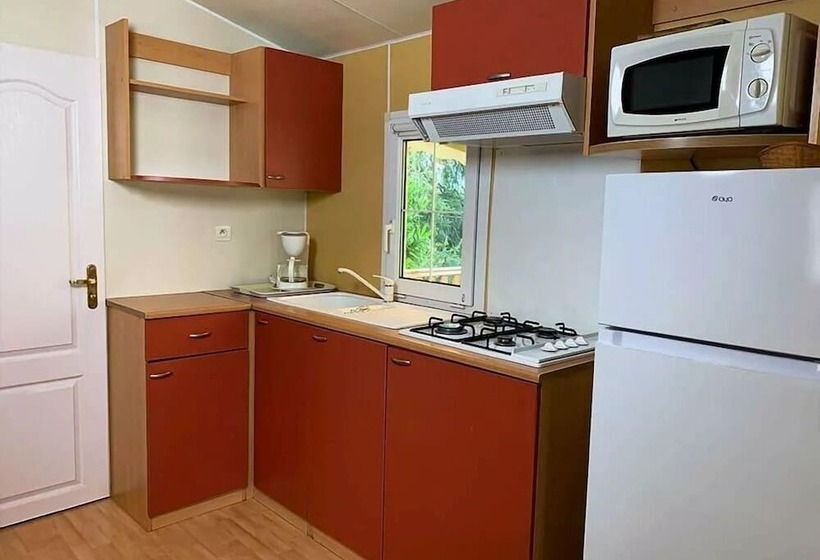 Отель Camping Lac De Villefort