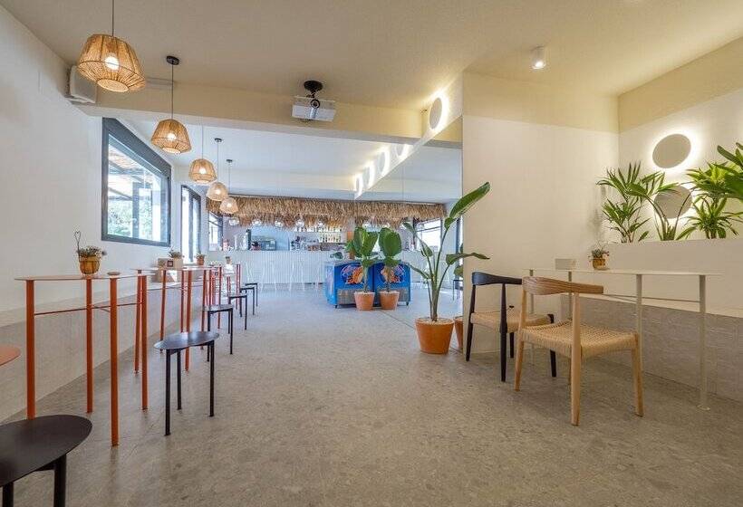 Отель Camping L Orangeraie