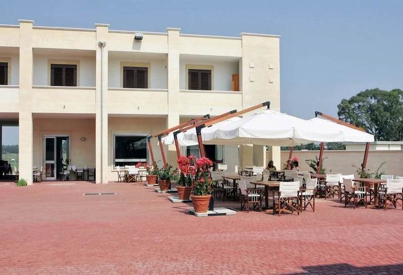 فندق Catalano Club Beach Resort