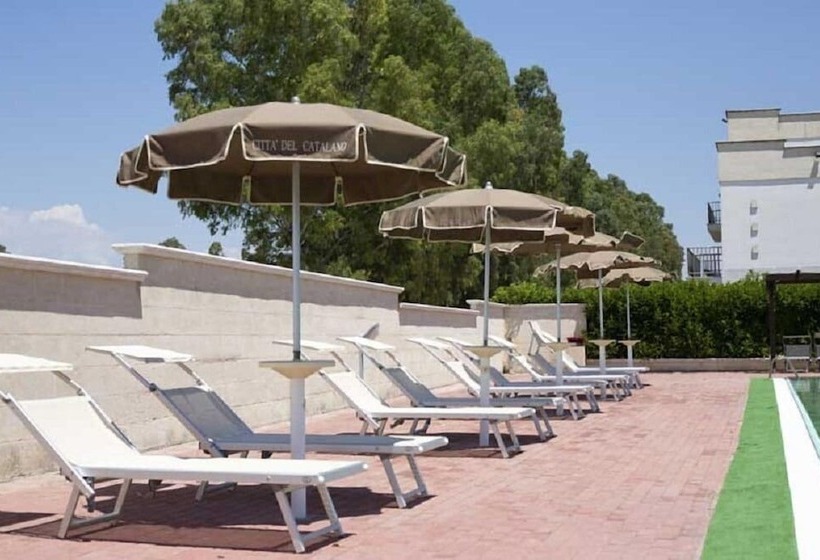 فندق Catalano Club Beach Resort