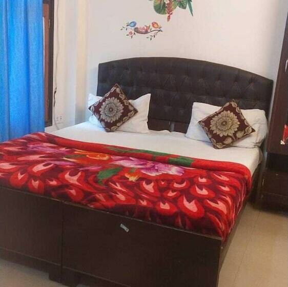 酒店 Celebrity Resort