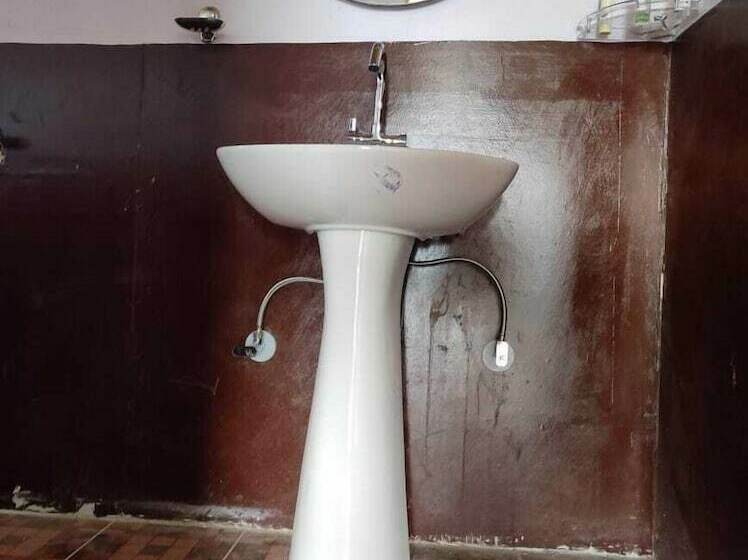 酒店 Celebrity Resort