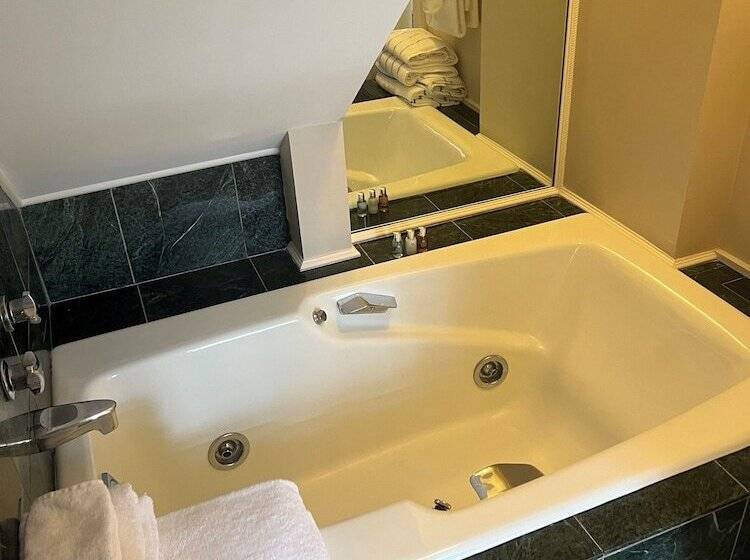 בית מלון כפרי Centerboard