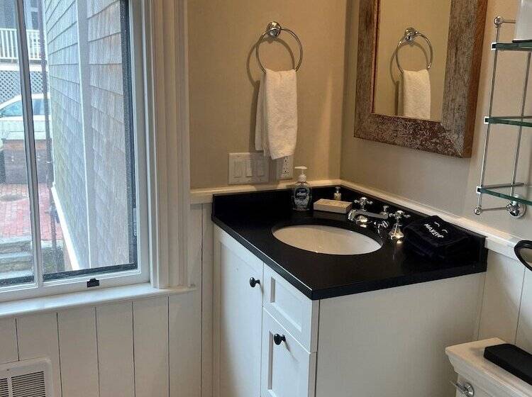 בית מלון כפרי Centerboard