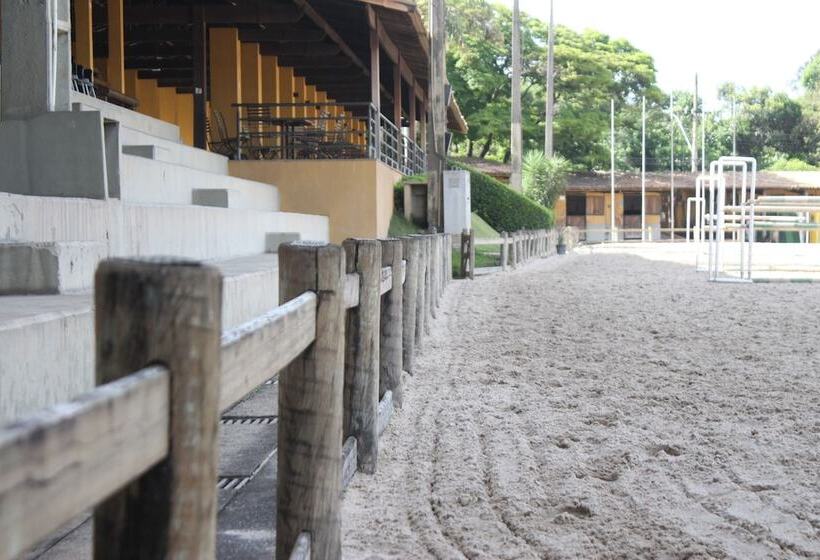 Отель Cepel Suites