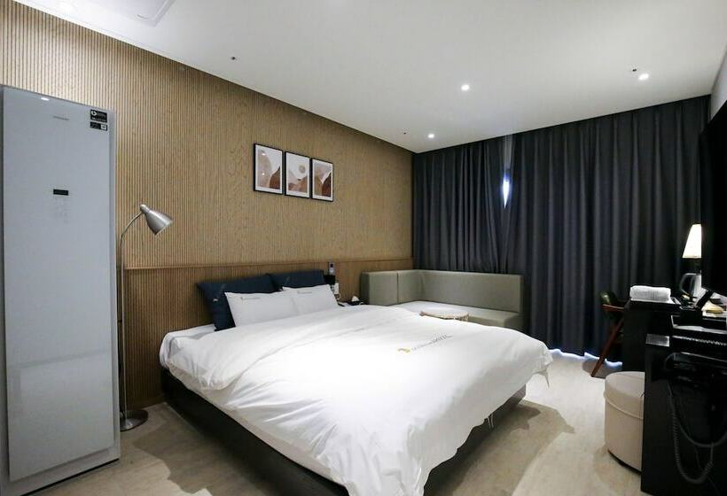 فندق Chungjangro Ilbeonji Boutique