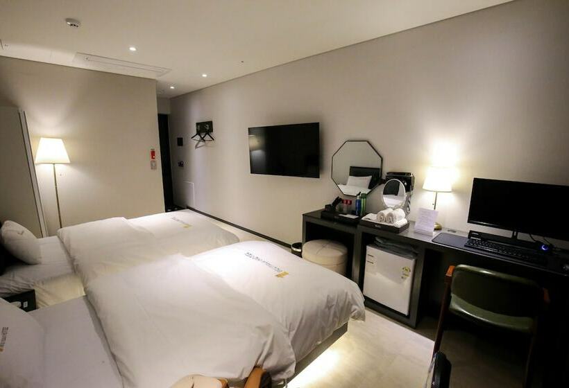 فندق Chungjangro Ilbeonji Boutique