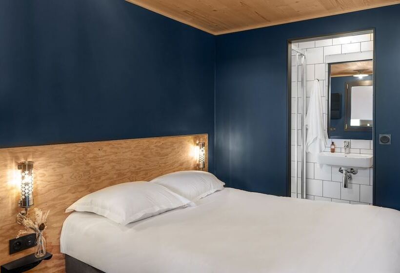 Отель Eklo Roissy