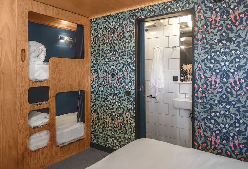 Отель Eklo Roissy