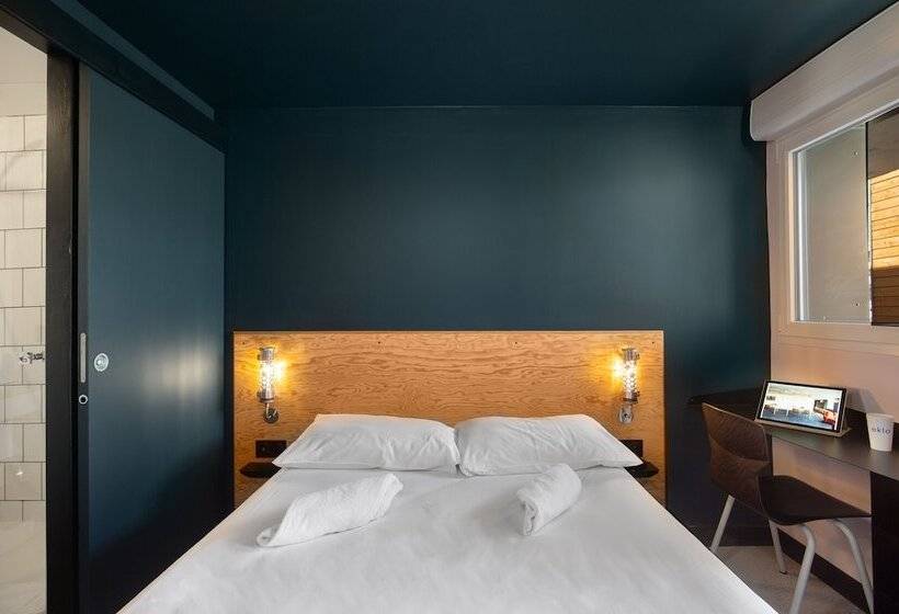 Отель Eklo Roissy