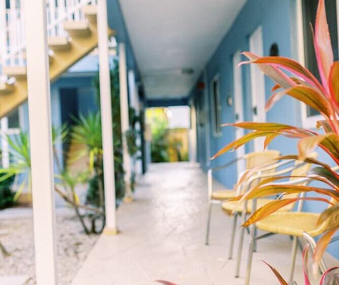 ホテル Galleria Apartments By Lowkl