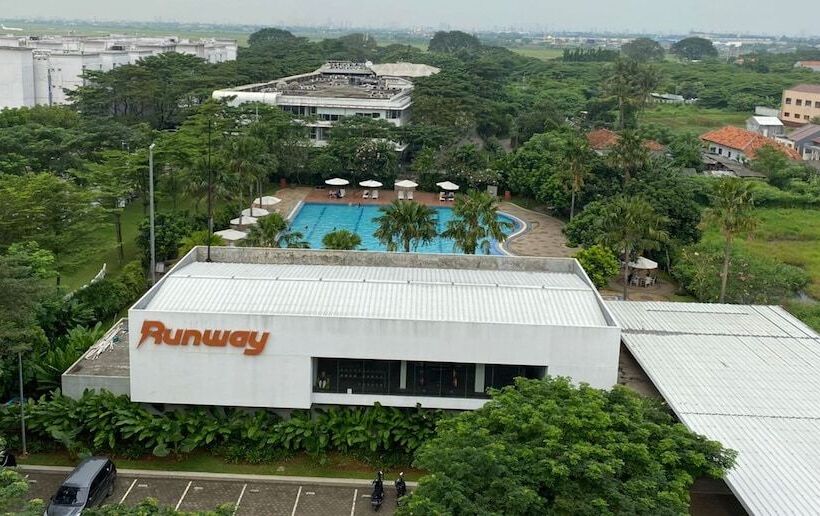 Отель Hariss Inn Bandara