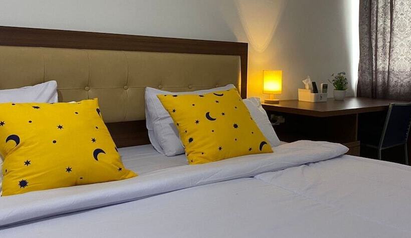 هتل Hariss Inn Bandara