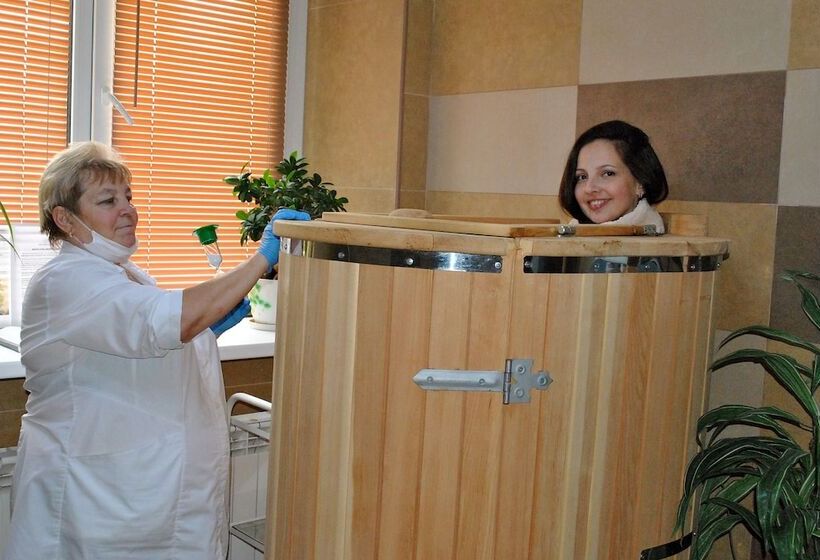 בית מלון כפרי Health Resort Krutushka