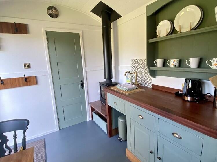 Отель Heywood Glamping